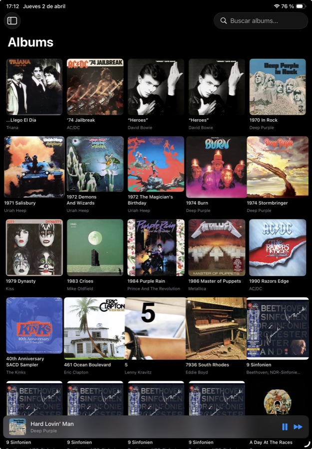 Album grid on iPad